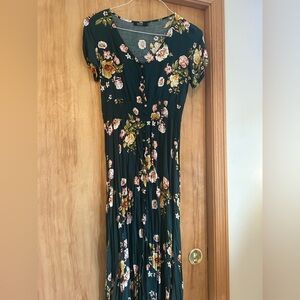 EUC Green Floral Dress Medium